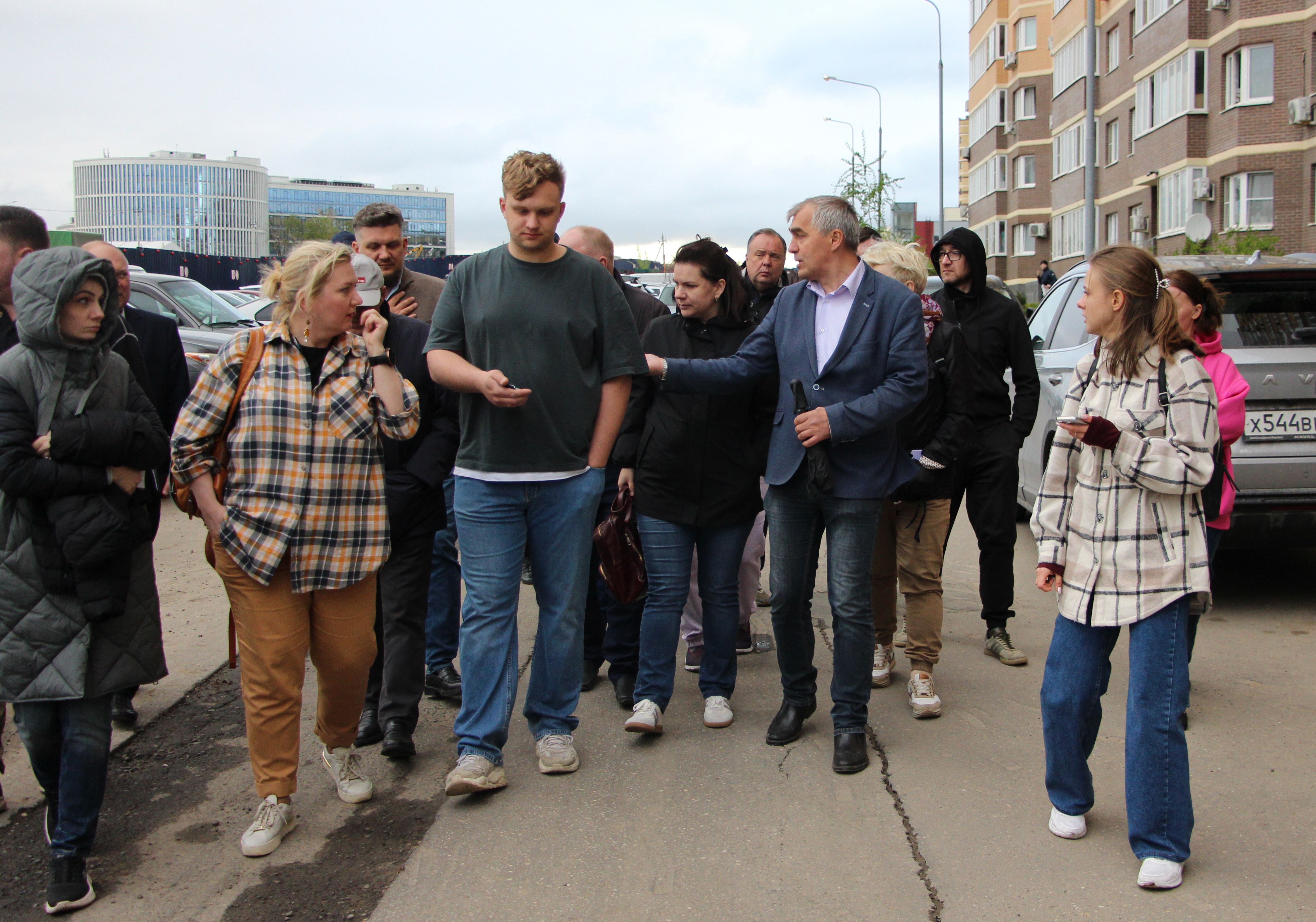 Глава управы района Коммунарка провел обход территоррии 25 апреля