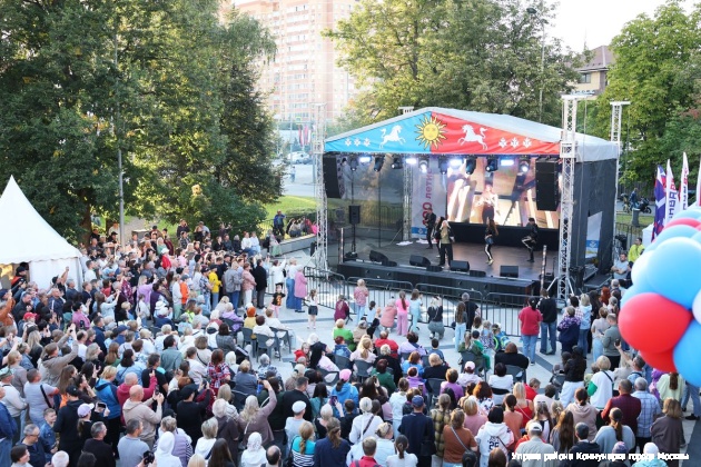 Поселок Коммунарка отметил 100-летие
