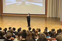 Полиция ТиНАО провела серию профилактических мероприятий в школах для защиты подростков от вовлечения в деструктивную деятельность