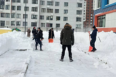 Субботник организовали в школе №2094